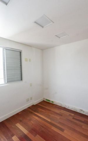 Apartamento à venda com 60m², 2 quartos e 2 vagasQuarto 2