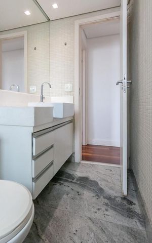 Apartamento à venda com 60m², 2 quartos e 2 vagasBanheiro Social