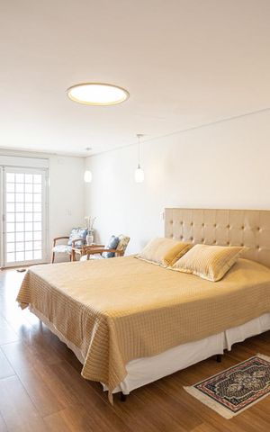 Casa de condomínio à venda com 900m², 5 quartos e sem vaga Casa de condomínio à venda com 900m², 5 quartos e sem vagaSuíte 2