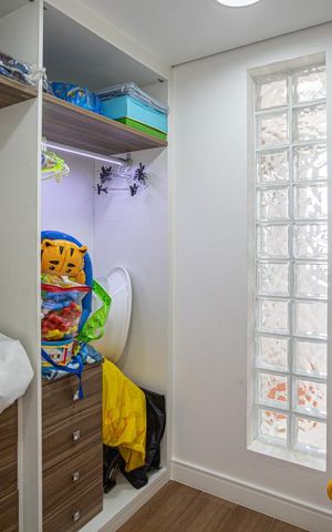 Casa de condomínio à venda com 900m², 5 quartos e sem vaga Casa de condomínio à venda com 900m², 5 quartos e sem vagaSuíte 4