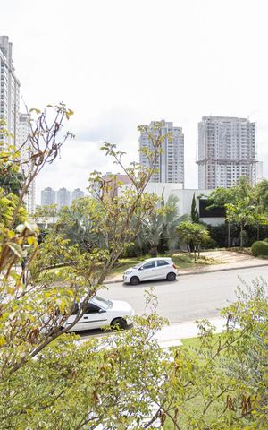 Casa de condomínio à venda com 900m², 5 quartos e sem vaga Casa de condomínio à venda com 900m², 5 quartos e sem vagaVista
