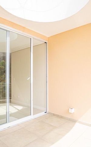 Casa de condomínio à venda com 900m², 5 quartos e sem vaga Casa de condomínio à venda com 900m², 5 quartos e sem vagaSacada