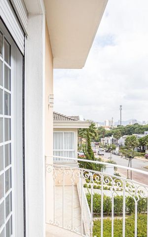 Casa de condomínio à venda com 900m², 5 quartos e sem vaga Casa de condomínio à venda com 900m², 5 quartos e sem vagaSuíte 4