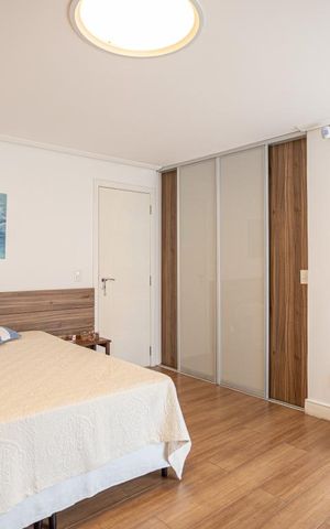 Casa de condomínio à venda com 900m², 5 quartos e sem vaga Casa de condomínio à venda com 900m², 5 quartos e sem vagaSuíte 1