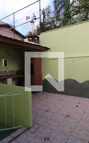 Casa à venda com 215m², 4 quartos e 1 vagaÁrea comum - Churrasqueira
