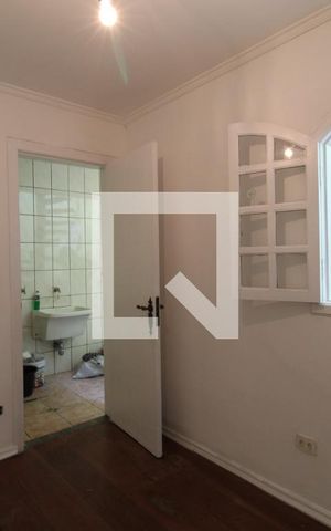 Casa à venda com 215m², 4 quartos e 1 vagaQuarto da edícula