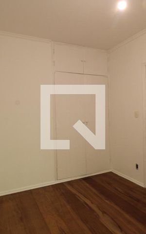 Casa à venda com 215m², 4 quartos e 1 vagaQuarto 1