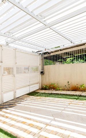 Casa à venda com 190m², 4 quartos e 2 vagasGaragem