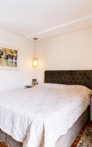 Casa à venda com 190m², 4 quartos e 2 vagasSuíte