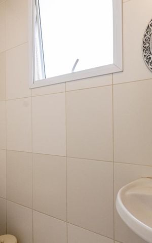 Casa à venda com 190m², 4 quartos e 2 vagasBanheiro de Serviço