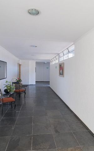 Apartamento à venda com 83m², 3 quartos e 1 vaga Apartamento à venda com 83m², 3 quartos e 1 vagaHall