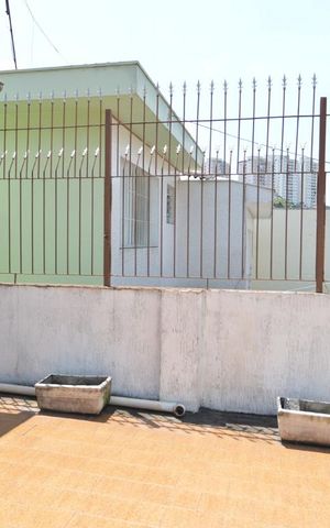 Casa à venda com 193m², 3 quartos e 3 vagasQuintal