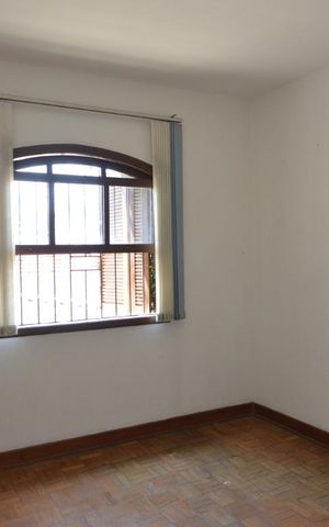 Casa à venda com 193m², 3 quartos e 3 vagasQuarto 2