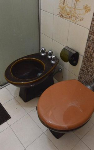 Casa à venda com 193m², 3 quartos e 3 vagasBanheiro 1