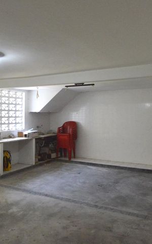 Casa à venda com 193m², 3 quartos e 3 vagasGaragem