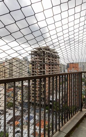 Apartamento à venda com 85m², 2 quartos e 2 vagasVaranda do Quarto 1