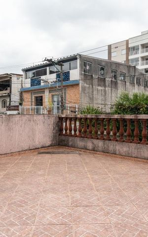 Casa para alugar com 125m², 2 quartos e 2 vagasVaranda