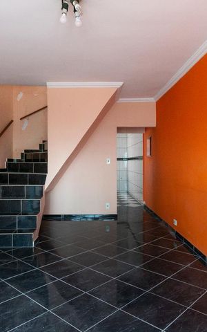 Casa para alugar com 125m², 2 quartos e 2 vagasSala