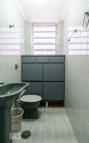 Casa para alugar com 125m², 2 quartos e 2 vagasLavabo