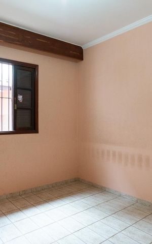 Casa para alugar com 125m², 2 quartos e 2 vagasQuarto 1