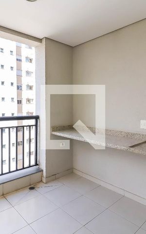 Apartamento para alugar com 80m², 2 quartos e 2 vagas Apartamento para alugar com 80m², 2 quartos e 2 vagasVaranda