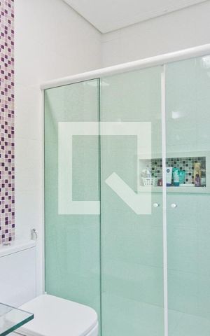 Casa à venda com 600m², 5 quartos e 4 vagas Casa à venda com 600m², 5 quartos e 4 vagasBanheiro da Suíte 2