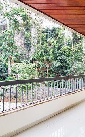 Apartamento à venda com 179m², 4 quartos e 3 vagas Apartamento à venda com 179m², 4 quartos e 3 vagasVaranda da Sala