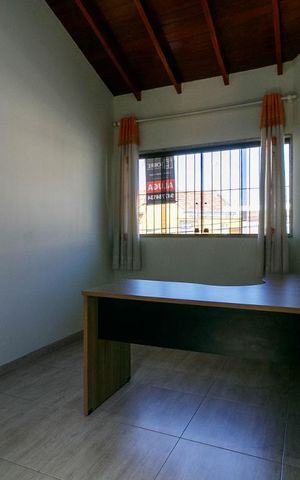 Casa para alugar com 250m², 4 quartos e 3 vagas Casa para alugar com 250m², 4 quartos e 3 vagasQuarto 4