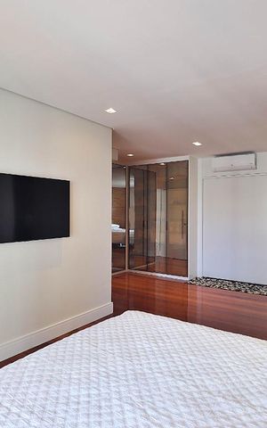 Apartamento à venda com 227m², 3 quartos e 4 vagasSuíte 1
