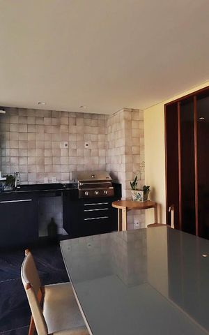Apartamento à venda com 227m², 3 quartos e 4 vagasVaranda da Sala