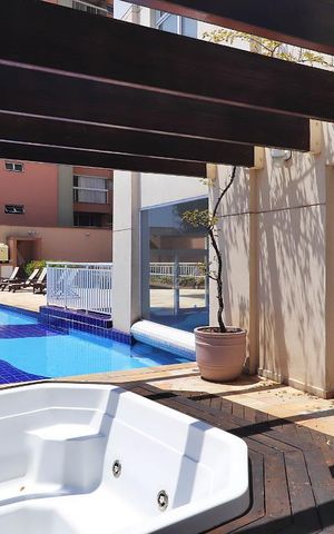 Apartamento à venda com 227m², 3 quartos e 4 vagasÁrea comum - Piscina