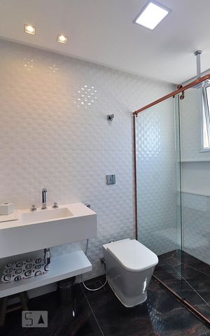 Apartamento à venda com 227m², 3 quartos e 4 vagasBanheiro da Suíte 3