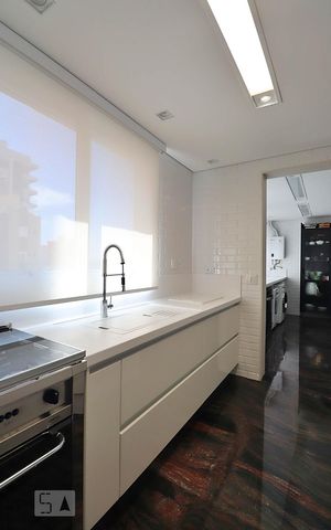 Apartamento à venda com 227m², 3 quartos e 4 vagasCozinha