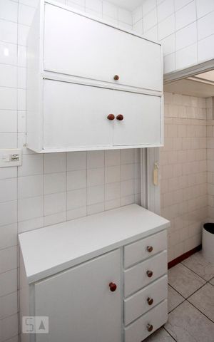 Apartamento à venda com 57m², 2 quartos e sem vagaCozinha
