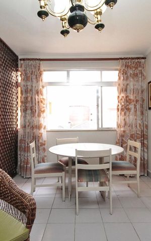 Apartamento à venda com 57m², 2 quartos e sem vagaSala