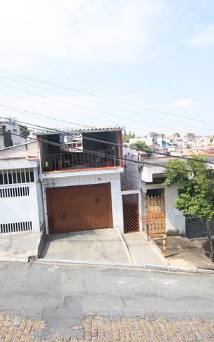 Casa à venda com 315m², 3 quartos e 4 vagas Casa à venda com 315m², 3 quartos e 4 vagasVista da Su[ite