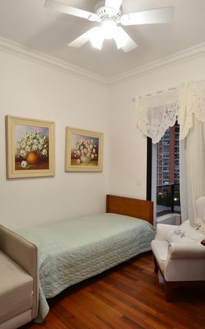 Apartamento à venda com 132m², 4 quartos e 3 vagasQuarto 2