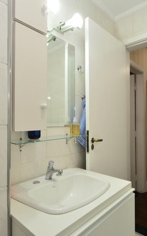 Apartamento à venda com 132m², 4 quartos e 3 vagasBanheiro Social