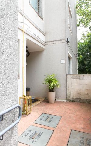 Apartamento à venda com 42m², 2 quartos e sem vaga Apartamento à venda com 42m², 2 quartos e sem vagaEntrada do Bloco