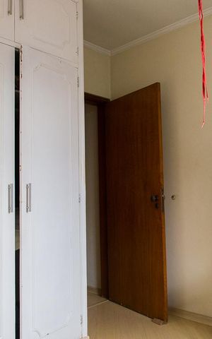 Casa à venda com 330m², 3 quartos e 2 vagas Casa à venda com 330m², 3 quartos e 2 vagasQuarto 2