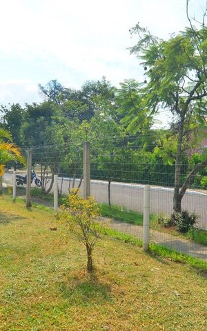 Casa à venda com 119m², 3 quartos e 3 vagasPátio