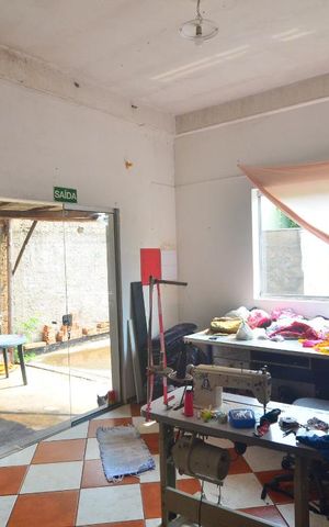 Casa à venda com 119m², 3 quartos e 3 vagasSala