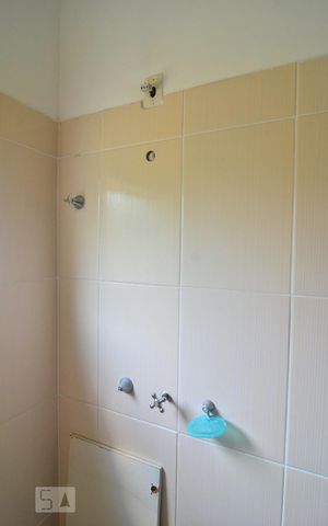 Casa à venda com 119m², 3 quartos e 3 vagasBanheiro social