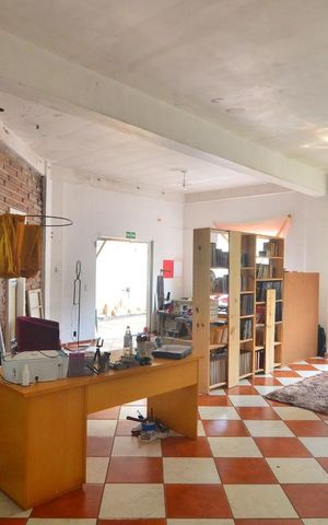 Casa à venda com 119m², 3 quartos e 3 vagasSala