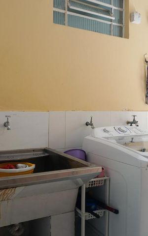 Casa à venda com 154m², 3 quartos e 4 vagasLavanderia