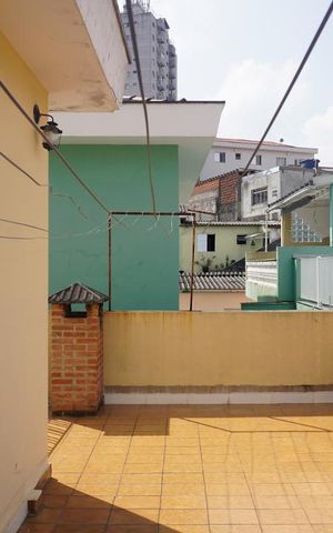 Casa à venda com 154m², 3 quartos e 4 vagasChurrasqueira