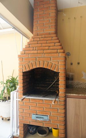 Casa à venda com 154m², 3 quartos e 4 vagasChurrasqueira