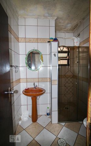 Casa à venda com 104m², 3 quartos e 2 vagasbanheiro social