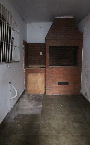 Casa à venda com 104m², 3 quartos e 2 vagaschurrasqueira