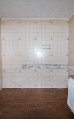 Casa à venda com 104m², 3 quartos e 2 vagascozinha